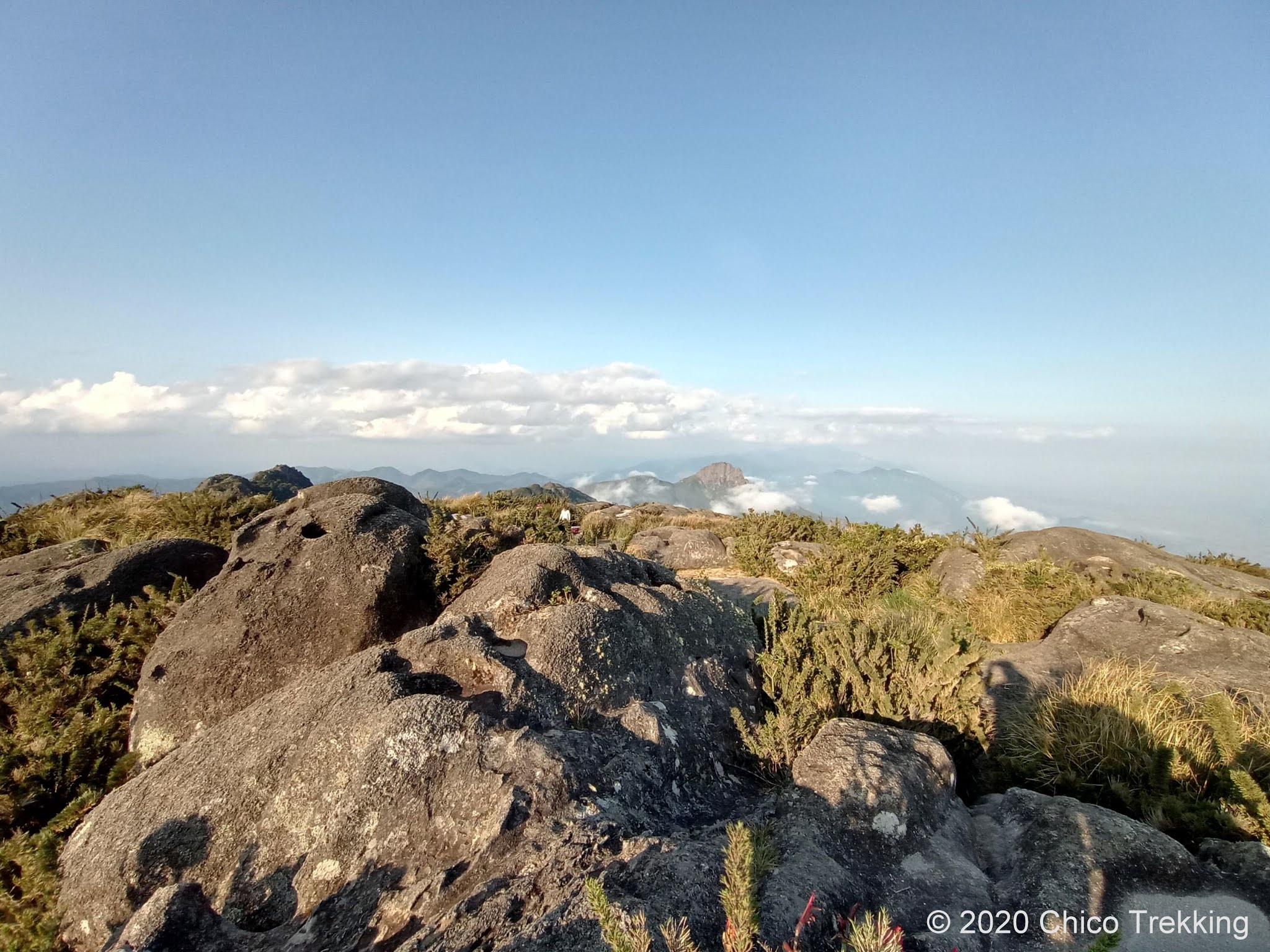 Pico dos Marins Chico Trekking